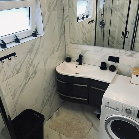 Semesterbostad Rajskiraj